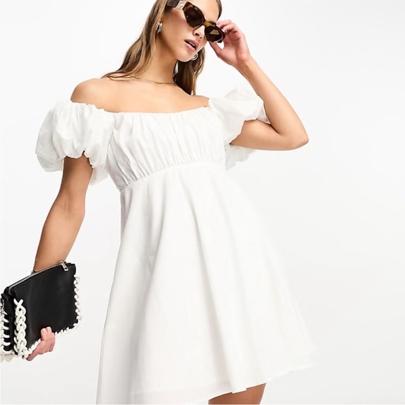 Abercrombie & Fitch Mini ruched puff sleeve smocked Dress white flowy A&F M - Picture 1 of 10